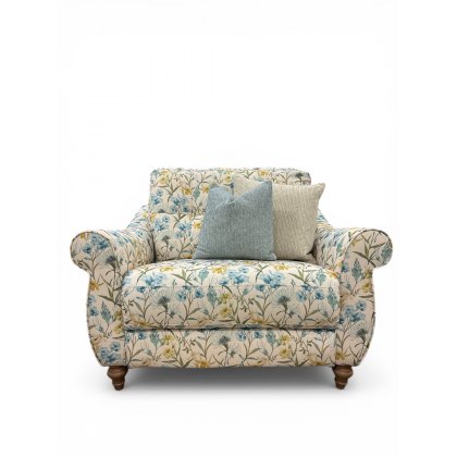 Kira Love Seat