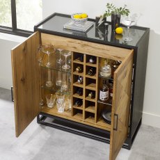 Invictus Drinks Cabinet