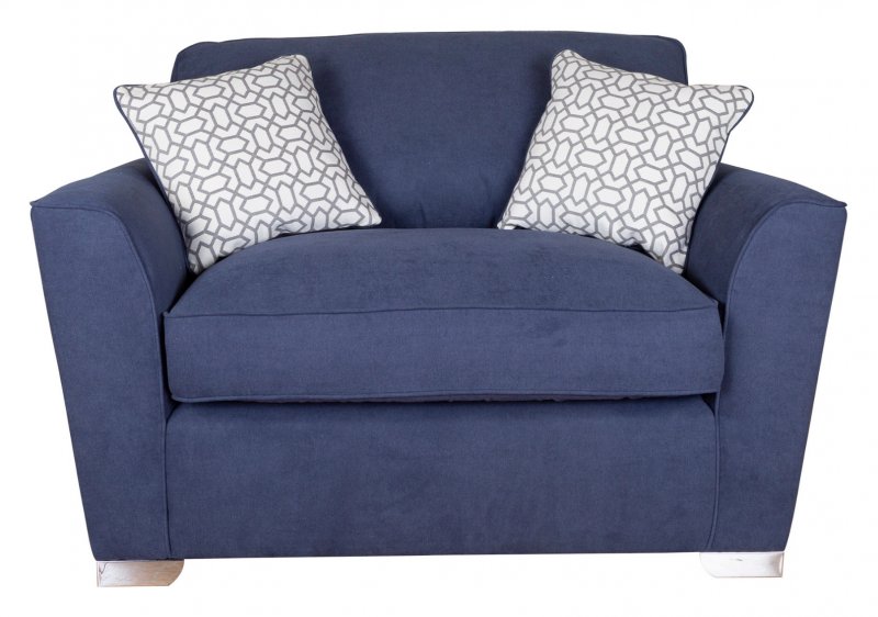 Faye Love Seat