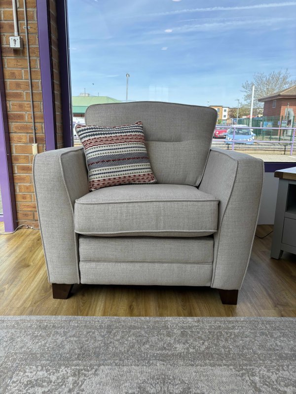 Tabina Arm Chair (Power)