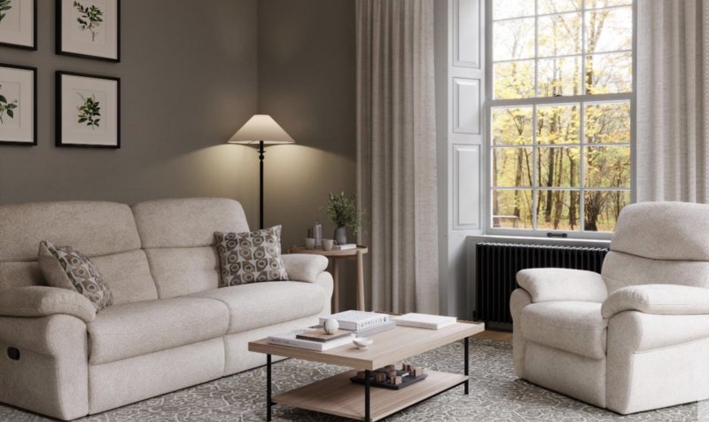 Luxembourg Arm Chair | Power, Manual and Static